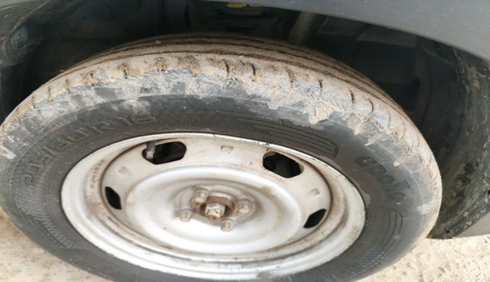 2021 Nissan MAGNITE XE, Petrol, Manual, 39,541 km, tyre