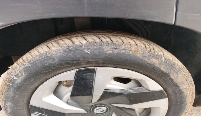 2021 Nissan MAGNITE XE, Petrol, Manual, 39,541 km, tyre