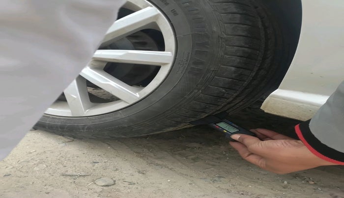 2018 Volkswagen Ameo HIGHLINE PLUS 1.0L 16 ALLOY, Petrol, Manual, 68,412 km, tyre