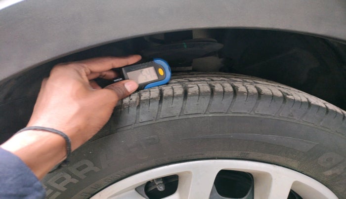 2018 Renault Captur RXE PETROL, Petrol, Manual, 30,337 km, tyre