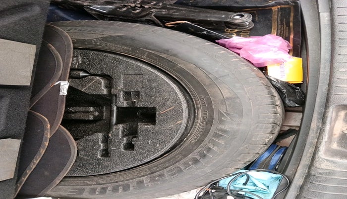 2017 Hyundai Creta SX (O) 1.6 DIESEL, Diesel, Manual, 64,062 km, tyre