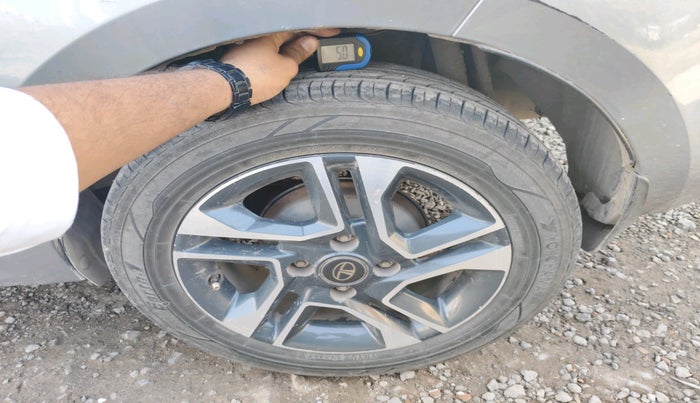 2018 Tata TIGOR XZ (O) PETROL, Petrol, Manual, 1,73,502 km, tyre