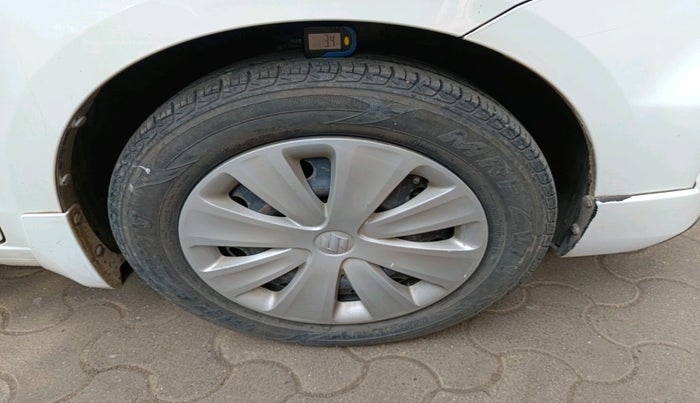 2017 Maruti Ertiga VXI CNG, Petrol, Manual, 44,056 km, tyre