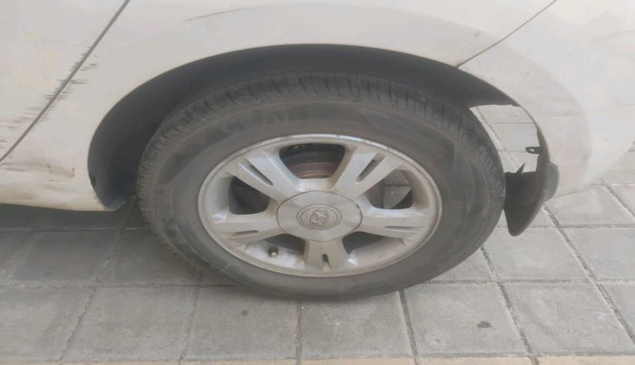 2012 Hyundai i20 SPORTZ (O) 1.2, Petrol, Manual, 69,711 km, tyre