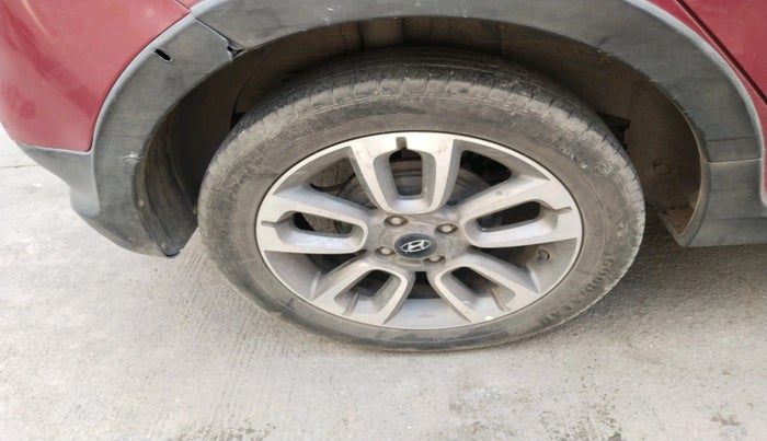 2015 Hyundai i20 Active 1.2 S, Petrol, Manual, 1,54,692 km, tyre