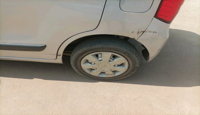 2012 Maruti Wagon R 1.0 LXI CNG, Petrol, Manual, 73,685 km, tyre