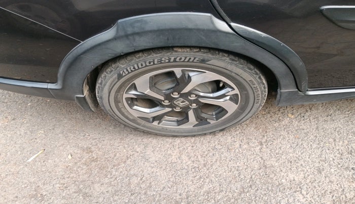 2018 Honda BR-V 1.5L I-VTEC V CVT, Petrol, Automatic, 27,903 km, tyre