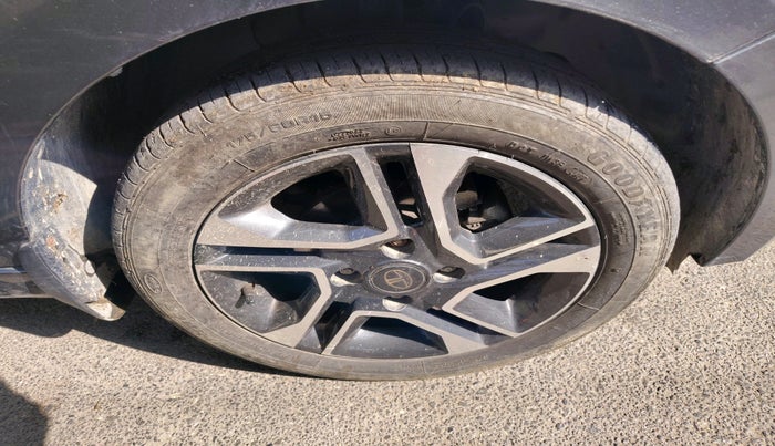 2023 Tata Tiago XZA PLUS PETROL, Petrol, Automatic, 10,099 km, tyre