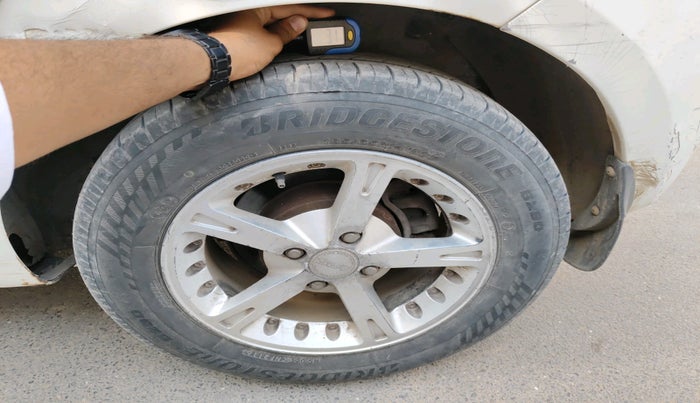 2011 Hyundai i20 ASTA 1.4 CRDI, Diesel, Manual, 1,19,438 km, tyre