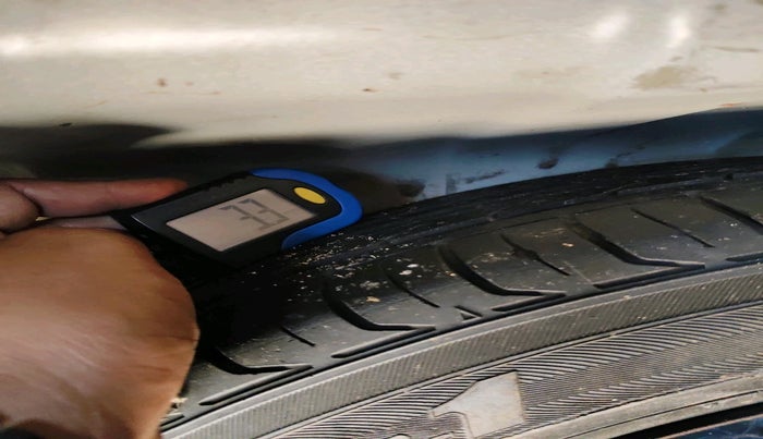 2011 Hyundai i20 ASTA 1.4 CRDI, Diesel, Manual, 1,19,438 km, tyre