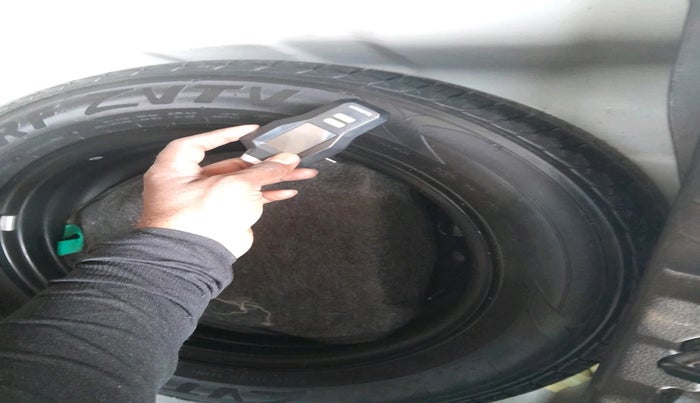 2019 Hyundai Elite i20 SPORTZ PLUS 1.2 DUAL TONE, Petrol, Manual, 22,328 km, tyre