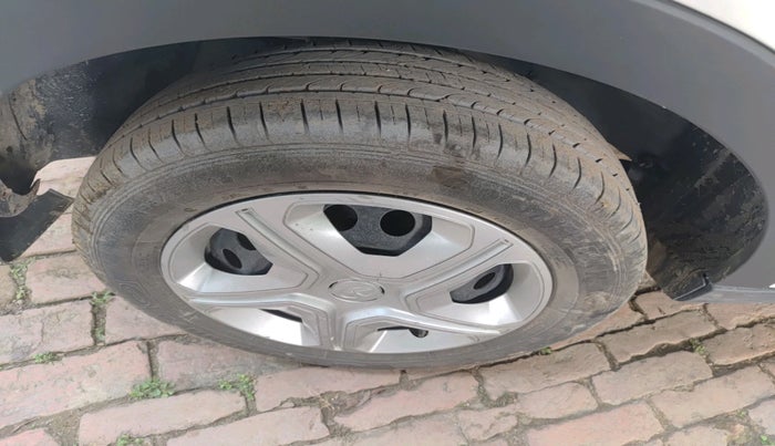 2022 Tata NEXON XM PLUS SUNROOF PETROL, Petrol, Manual, 21,369 km, tyre