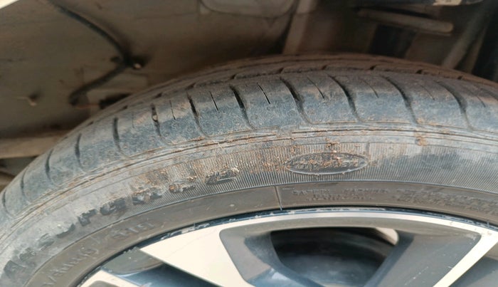 2023 Tata Tiago XZ PLUS PETROL, Petrol, Manual, 28,104 km, tyre