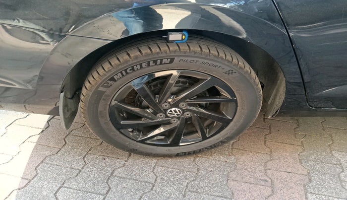 2023 Volkswagen VIRTUS GT PLUS TSI 1.5 EVO DSG, Petrol, Automatic, 25,948 km, tyre