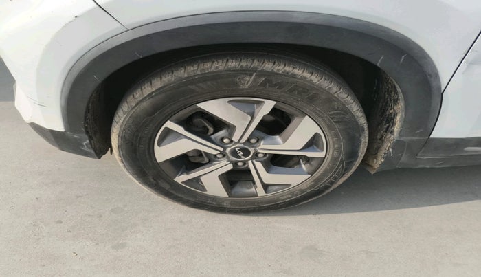 2021 KIA SONET HTX 1.0 IMT, Petrol, Manual, 33,994 km, tyre