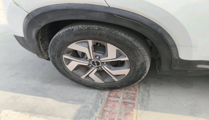 2021 KIA SONET HTX 1.0 IMT, Petrol, Manual, 33,994 km, tyre