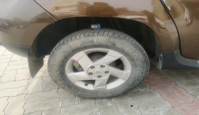 2013 Renault Duster 110 PS RXZ DIESEL, Diesel, Manual, 1,38,492 km, tyre