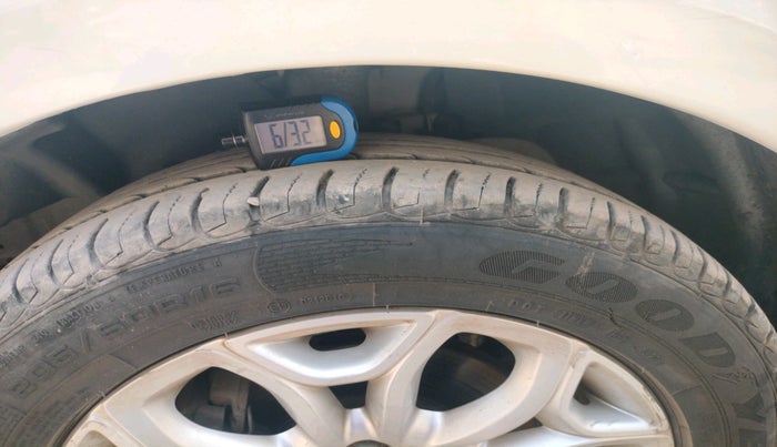 2015 Ford Ecosport TITANIUM 1.5L PETROL, Petrol, Manual, 62,996 km, tyre