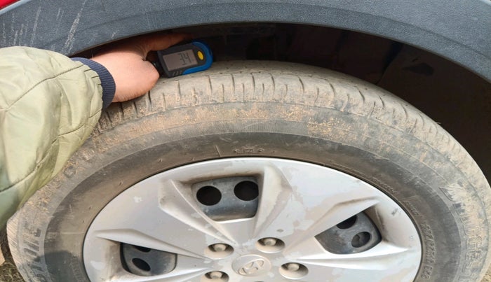 2017 Hyundai Creta E 1.6 PETROL, Petrol, Manual, 65,338 km, tyre