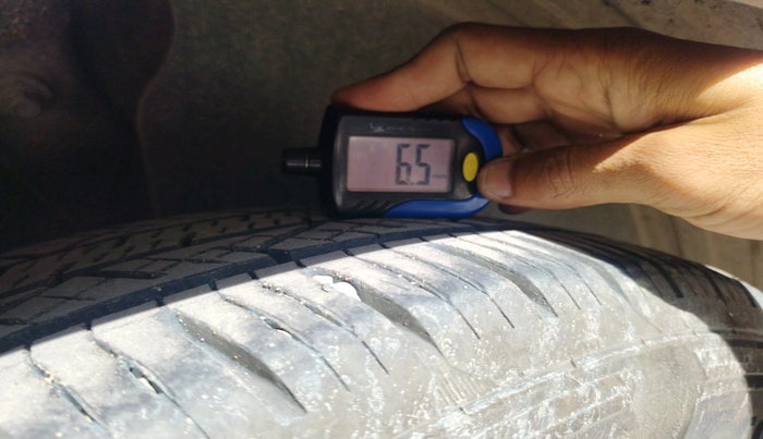 2021 KIA SELTOS HTX ANNIVERSARY EDITION 1.5 DIESEL, Diesel, Manual, 1,84,811 km, tyre