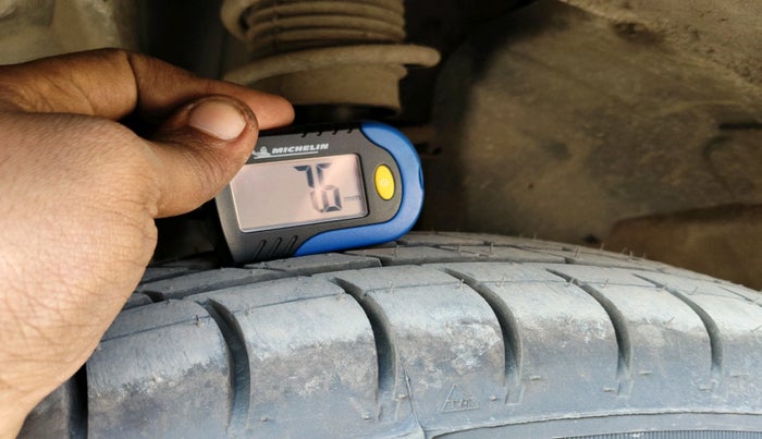 2016 Renault Kwid RXT 0.8, Petrol, Manual, 37,731 km, tyre