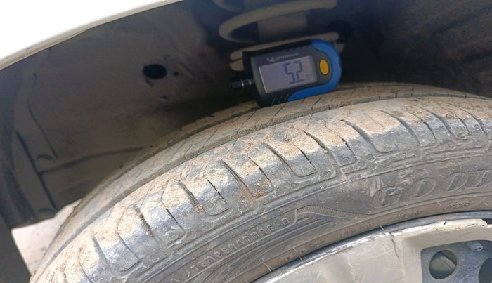 2013 Maruti Wagon R 1.0 VXI, Petrol, Manual, 30,866 km, tyre