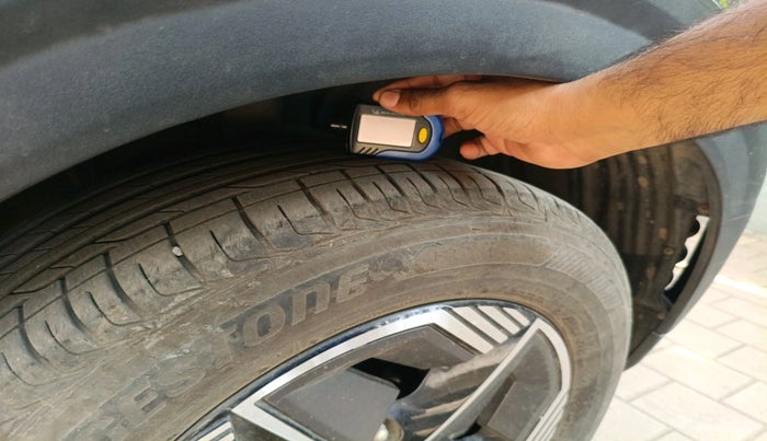 2024 Tata NEXON CREATIVE+ AMT 1.2 PETROL, Petrol, Automatic, 13,122 km, tyre