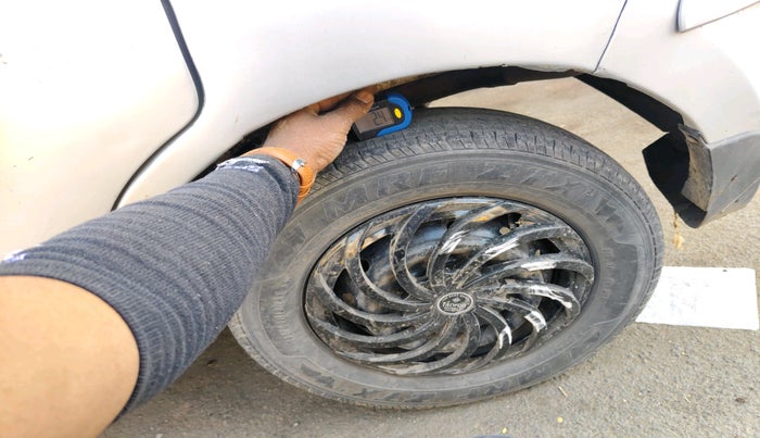 2017 Maruti Alto 800 LXI, Petrol, Manual, 77,689 km, tyre