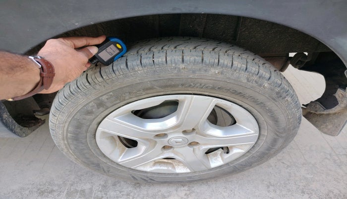 2019 Renault TRIBER RXZ, Petrol, Manual, 57,831 km, tyre