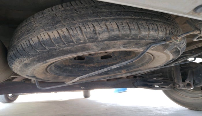 2019 Renault TRIBER RXZ, Petrol, Manual, 57,831 km, tyre