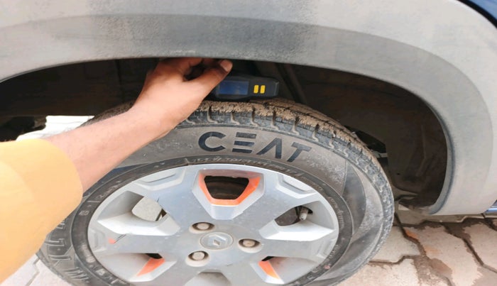 2017 Renault Kwid CLIMBER 1.0 AMT, Petrol, Automatic, 33,034 km, tyre