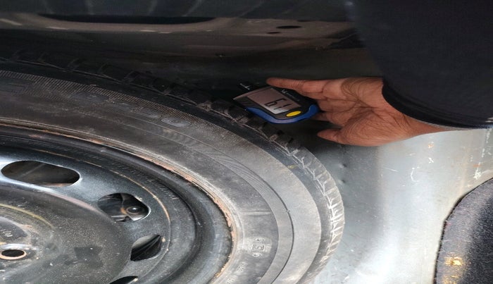 2012 Ford Figo TITANIUM 1.4 DIESEL, Diesel, Manual, 84,807 km, tyre