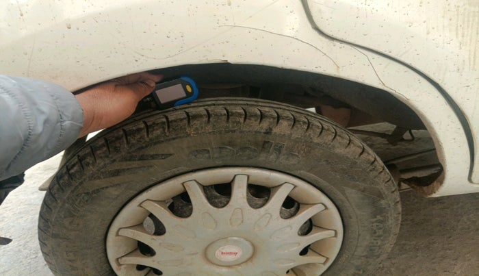 2017 Maruti Alto 800 LXI, Petrol, Manual, 1,24,617 km, tyre