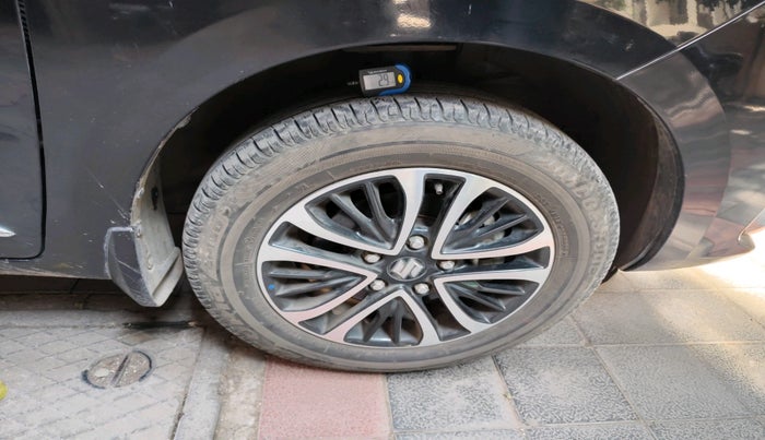 2023 Maruti Ertiga ZXI (O) CNG, Petrol, Manual, 26,381 km, tyre