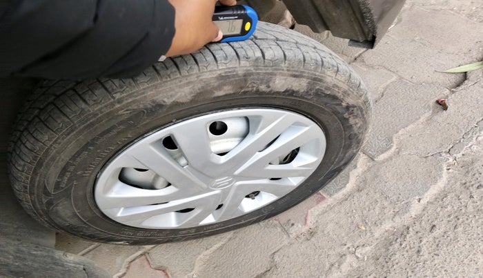 2014 Maruti Wagon R 1.0 LXI CNG, Petrol, Manual, 91,114 km, tyre