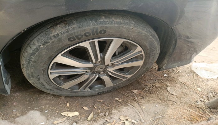 2018 Honda City 1.5L I-VTEC V MT, Petrol, Manual, 1,03,000 km, tyre