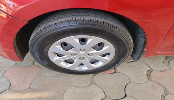 2015 Hyundai Elite i20 MAGNA 1.2, Petrol, Manual, 74,895 km, tyre