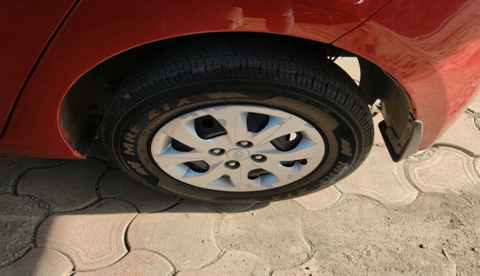 2015 Hyundai Elite i20 MAGNA 1.2, Petrol, Manual, 74,895 km, tyre