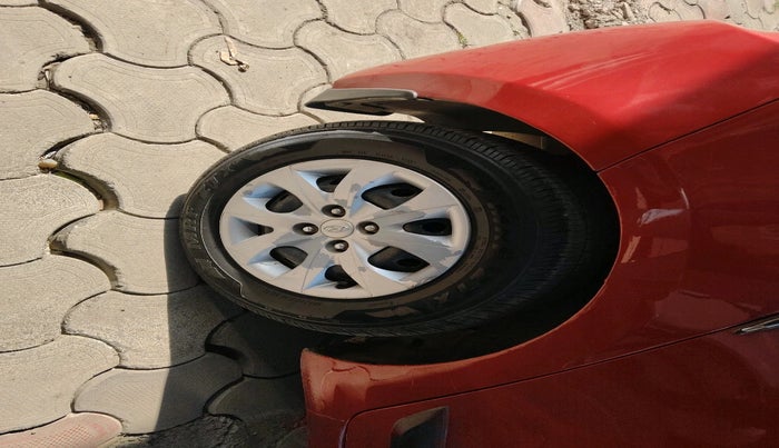 2015 Hyundai Elite i20 MAGNA 1.2, Petrol, Manual, 74,895 km, tyre