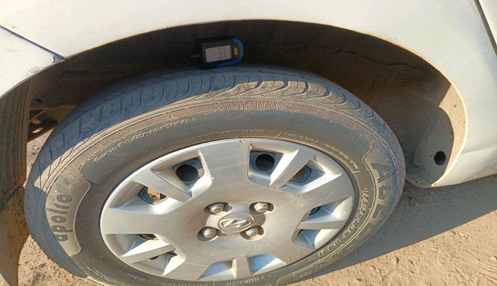 2012 Hyundai i20 MAGNA (O) 1.2, Petrol, Manual, 76,817 km, tyre