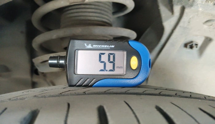 2023 Tata ALTROZ XZA, Petrol, Automatic, 29,759 km, tyre