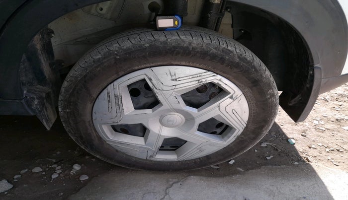 2024 Tata NEXON PURE 1.2 PETROL, Petrol, Manual, 13,364 km, tyre