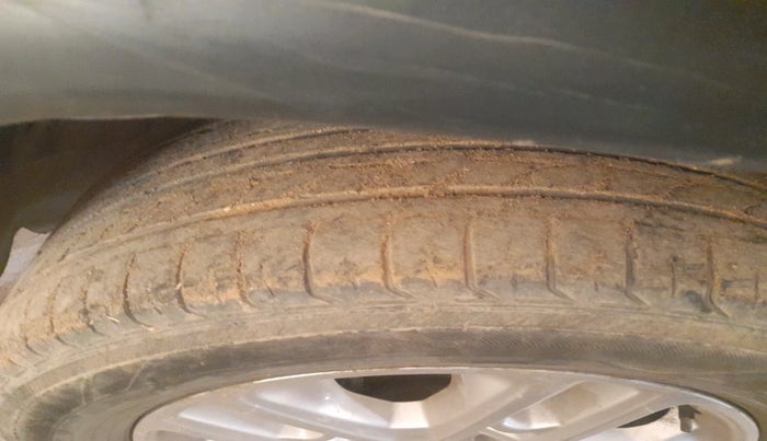 2018 Jeep Compass LIMITED 2.0 DIESEL, Diesel, Manual, 1,93,186 km, tyre