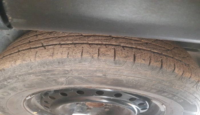 2018 Jeep Compass LIMITED 2.0 DIESEL, Diesel, Manual, 1,93,186 km, tyre