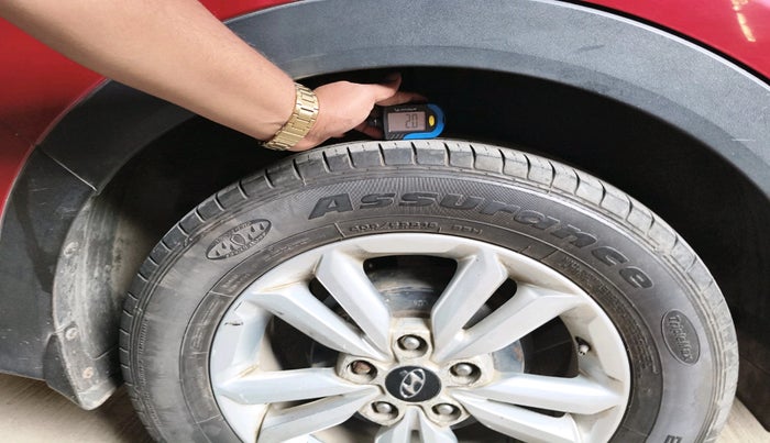 2016 Hyundai Creta SX PLUS 1.6 PETROL, Petrol, Manual, 92,419 km, tyre