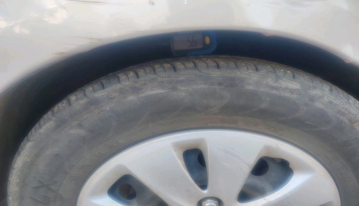 2011 Hyundai i10 MAGNA 1.2, Petrol, Manual, 98,084 km, tyre