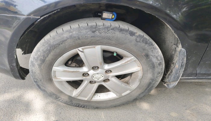 2011 Skoda Laura AMBIENTE 2.0 TDI CR AT, Diesel, Automatic, 95,153 km, tyre