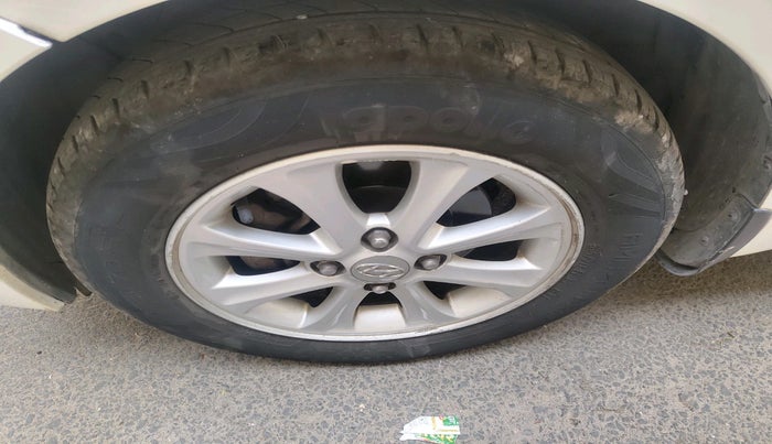 2014 Hyundai Grand i10 ASTA AT 1.2 KAPPA VTVT, Petrol, Automatic, 77,872 km, tyre