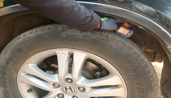 2012 Honda CRV 2.4L 2WD AT, Petrol, Automatic, 1,52,430 km, tyre