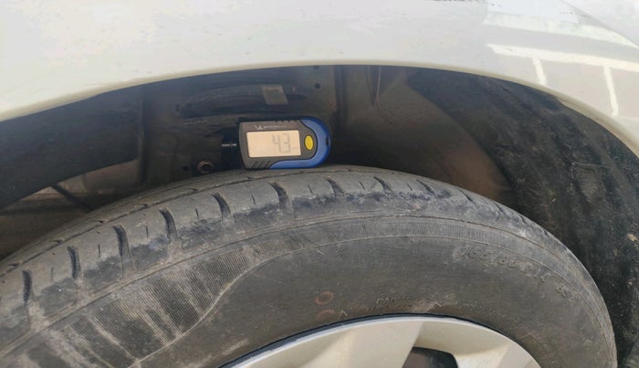 2021 Maruti Swift VXI, Petrol, Manual, 9,984 km, tyre